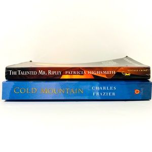 Book bundle - 2 novels made into movies